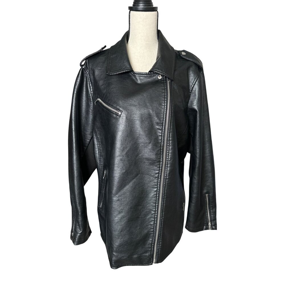 Lane Bryant Black Moto Jacket Vegan Leather Silver Zippers Pockets Size 2X - Picture 2 of 8